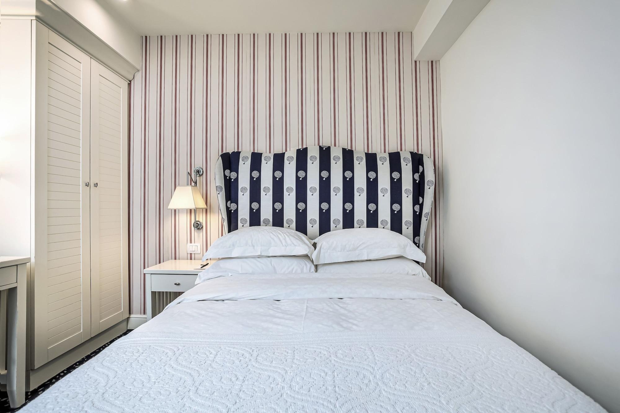 Shalom Hotel & Relax - An Atlas Boutique Hotel Тел Авив Екстериор снимка