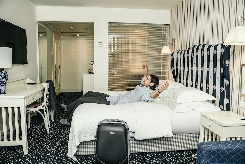 Shalom Hotel & Relax - An Atlas Boutique Hotel Тел Авив Екстериор снимка